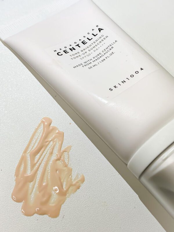 Skin1004 Madagascar Centella Tone Brightening Tone-Up Sunscreen SPF50+ PA++++ 50ml